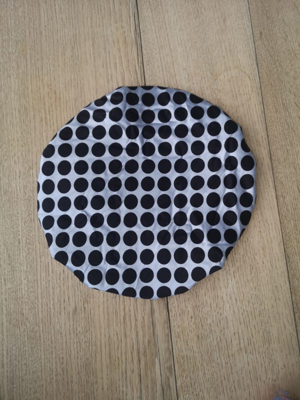 Bonnet de nuit en satin de soie – Image 4