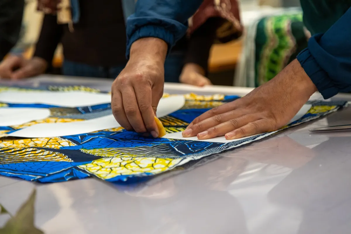 Carte cadeau - Cours de couture de 2 h – Image 2