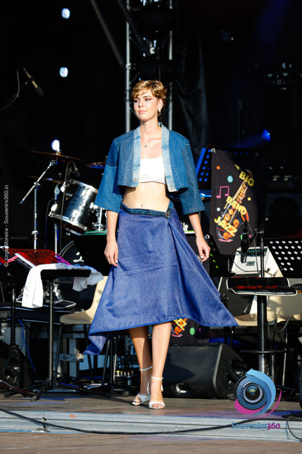 Boléro en denim upcyclé