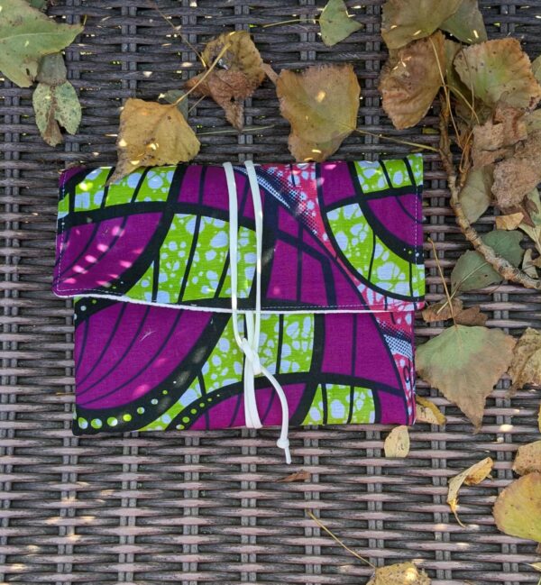 Etui à livre upcyclé – Image 4